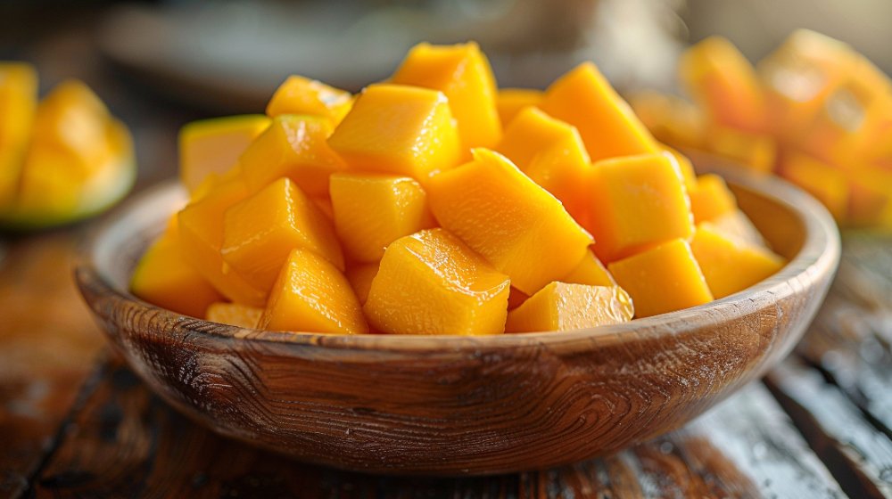 How to cut a mango